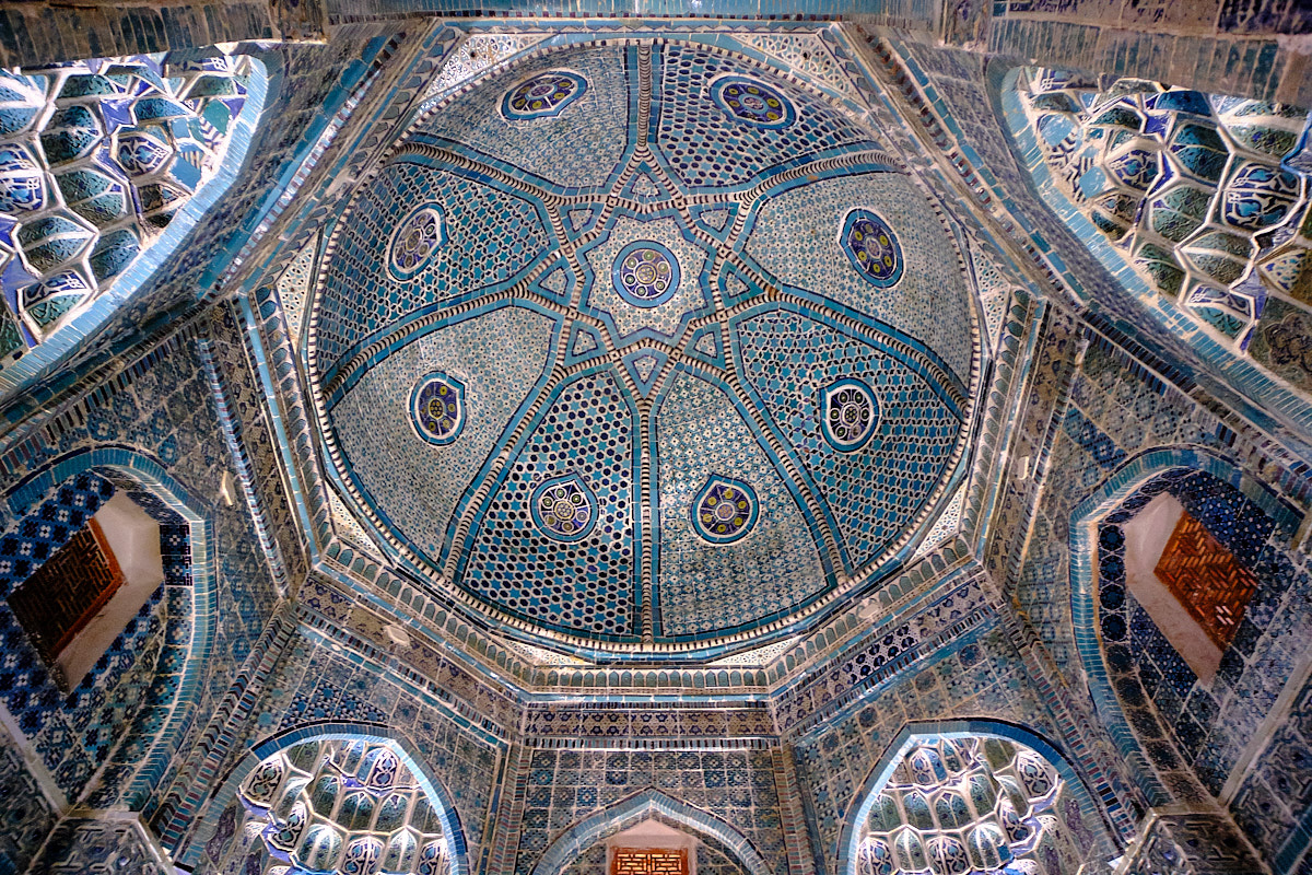 Eines der GebÄude des Shah-i-Zinda-Komplexes von innen